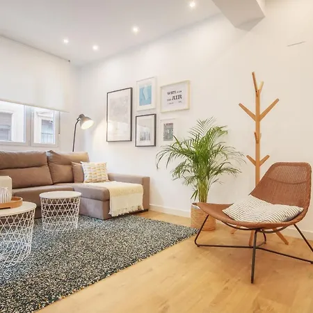 Апартаменты Modern Lovely House Guggenheim