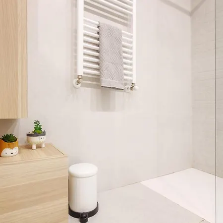 Апартаменты Modern Lovely House Guggenheim